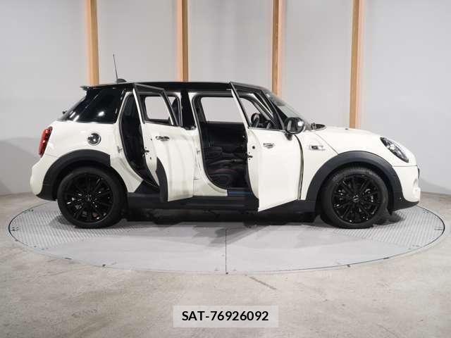 Bmw MINI 2021-08 8485755-21