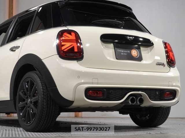 Bmw MINI 2019-07 8485759-23