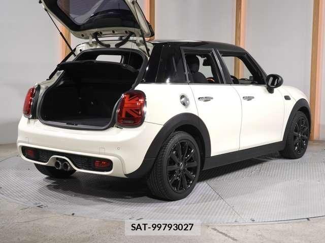 Bmw MINI 2019-07 8485759-25
