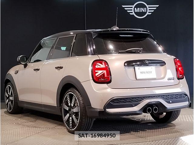Bmw MINI 2022-07 8562691-6