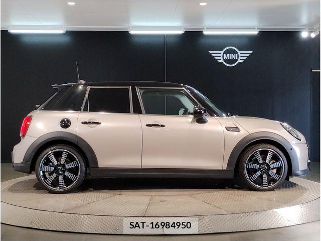 Bmw MINI 2022-07 8562691-7
