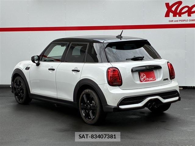 Bmw MINI 2024-03 8666534-2
