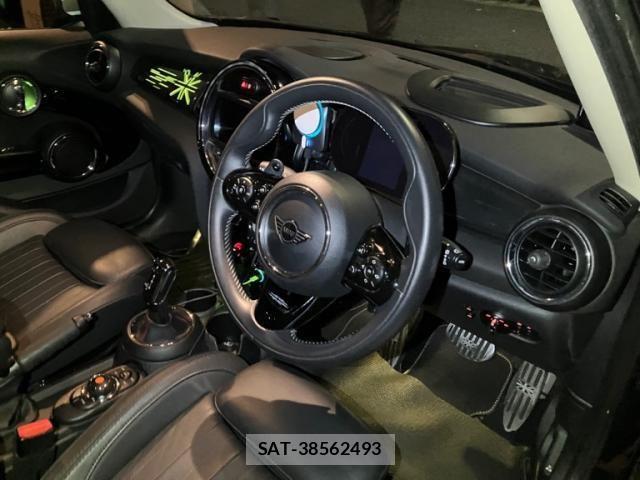 Bmw MINI 2020-11 8744018-9