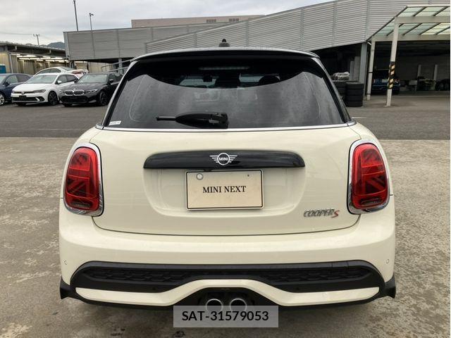 Bmw MINI 2022-04 8796669-17
