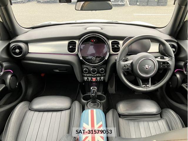 Bmw MINI 2022-04 8796669-7