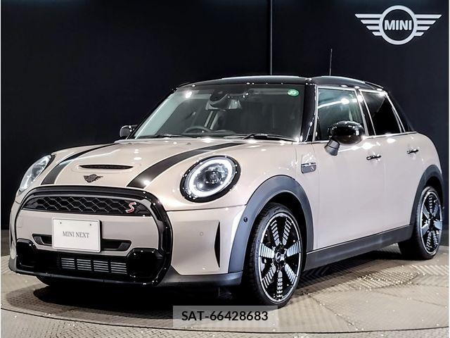 Bmw MINI 2021-08 8830360-0