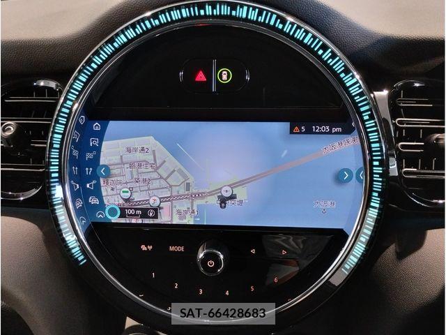 Bmw MINI 2021-08 8830360-17