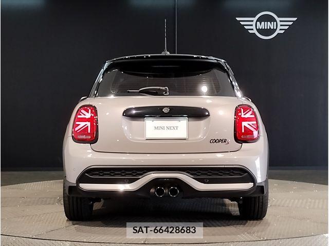 Bmw MINI 2021-08 8830360-4