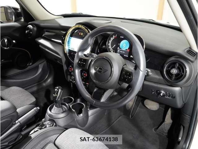 Bmw MINI 2022-02 8883928-13