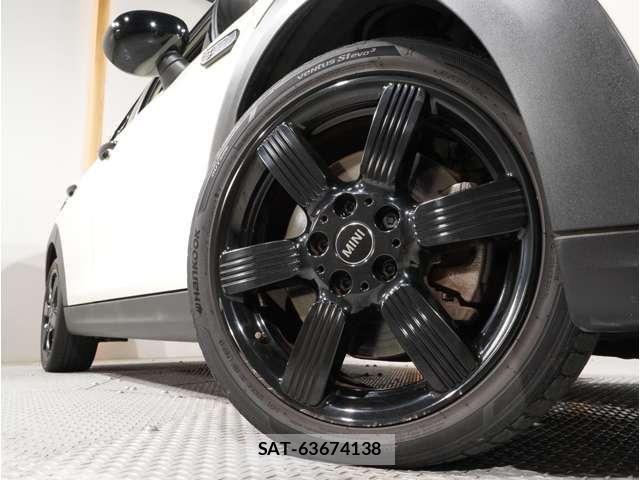 Bmw MINI 2022-02 8883928-17