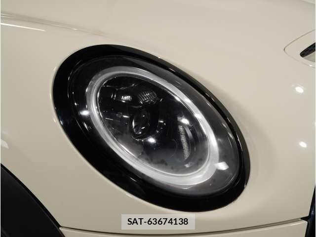 Bmw MINI 2022-02 8883928-18
