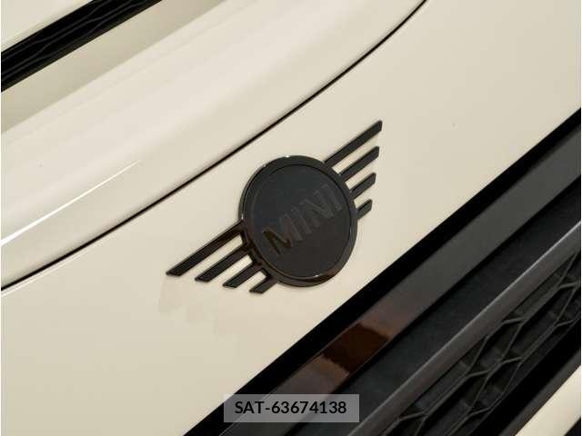 Bmw MINI 2022-02 8883928-19