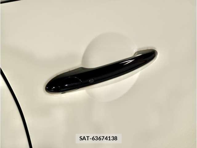 Bmw MINI 2022-02 8883928-22