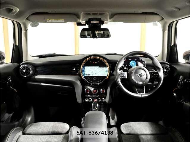 Bmw MINI 2022-02 8883928-2