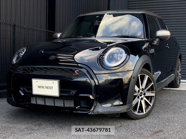 Bmw MINI 2023-09 8883931-0