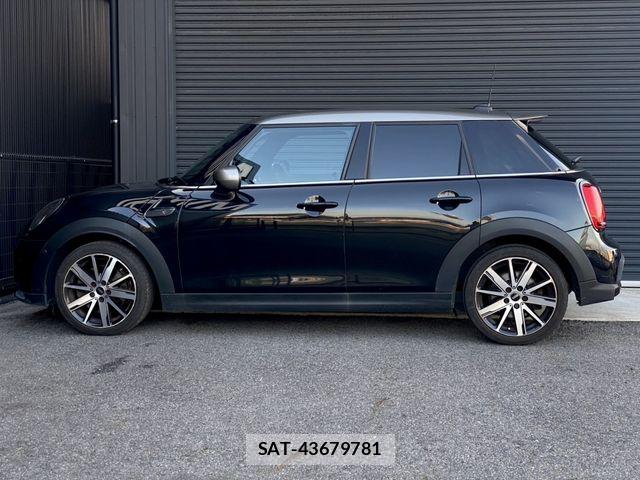 Bmw MINI 2023-09 8883931-3