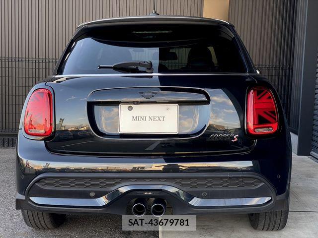 Bmw MINI 2023-09 8883931-5