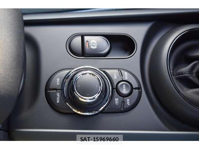 Bmw MINI 2022-12 4596695-15