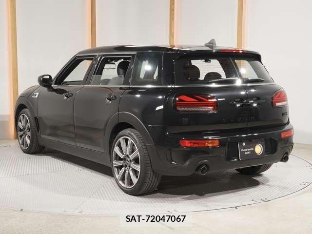 Bmw MINI 2023-06 5872258-9