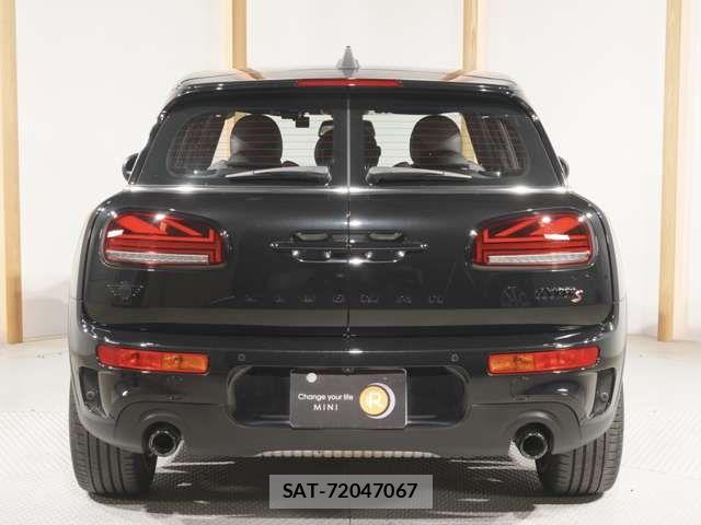 Bmw MINI 2023-06 5872258-8