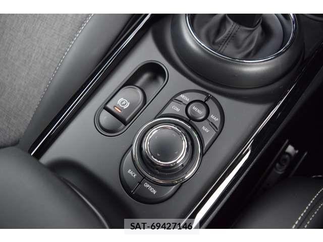 Bmw MINI 2024-04 7328418-15
