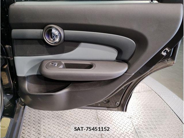 Bmw MINI 2023-04 7725765-28