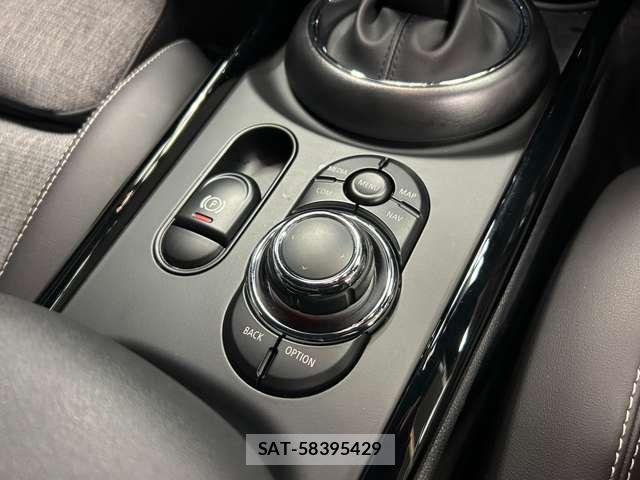 Bmw MINI 2024-04 7725763-15
