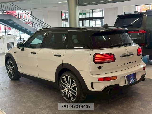 Bmw MINI 2023-11 7962636-4