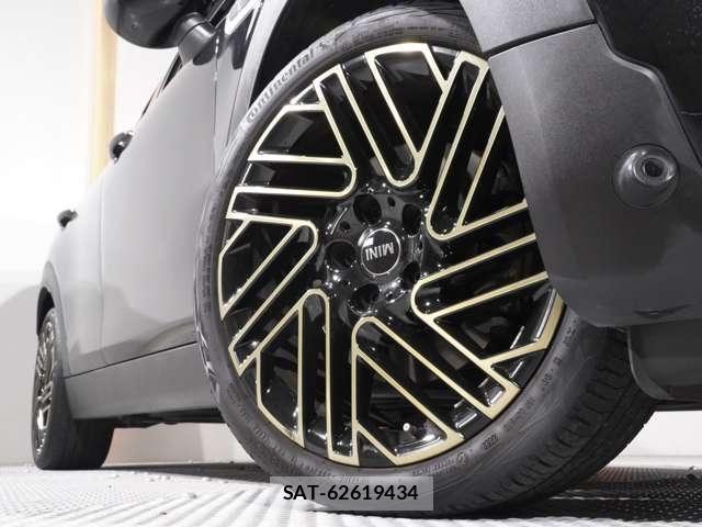 Bmw MINI 2023-12 8100472-17