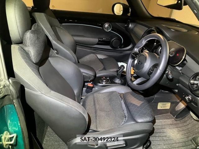 Bmw MINI 2023-10 7059603-16
