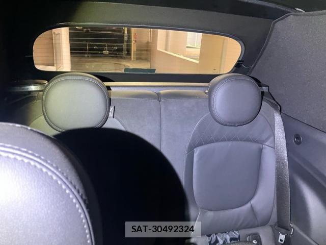 Bmw MINI 2023-10 7059603-17