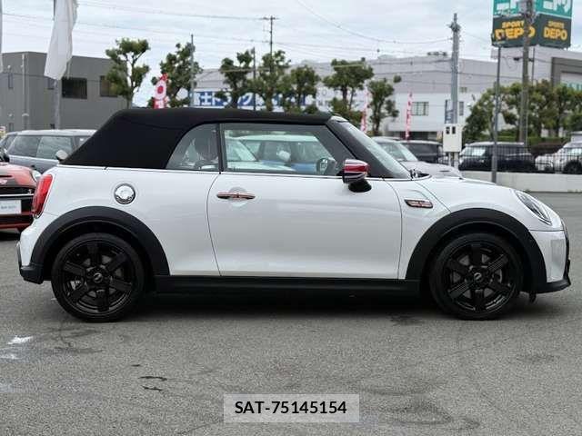 Bmw MINI 2023-10 7251542-14