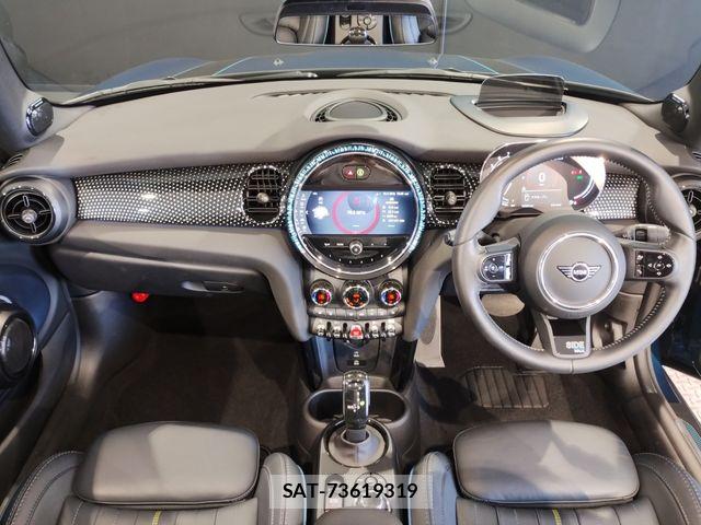 Bmw MINI 2021-07 7328421-1