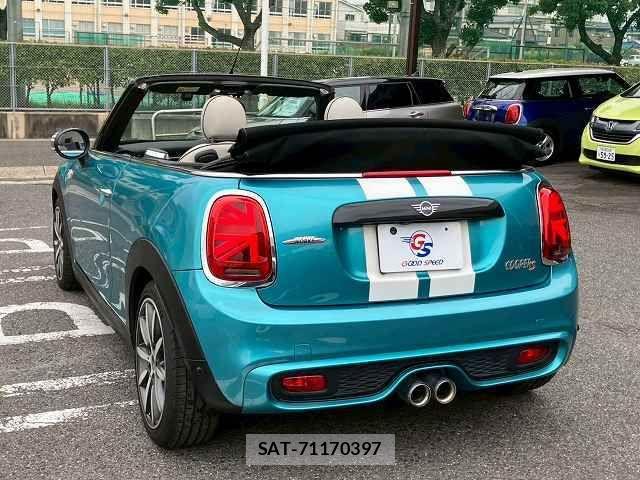 Bmw MINI 2018-09 7358761-14