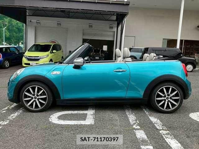 Bmw MINI 2018-09 7358761-15