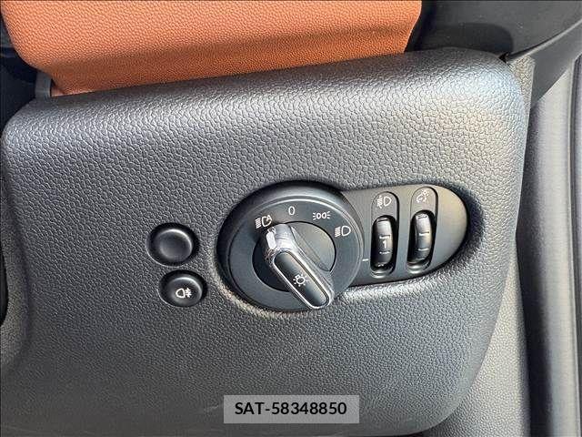 Bmw MINI 2023-11 7455820-24
