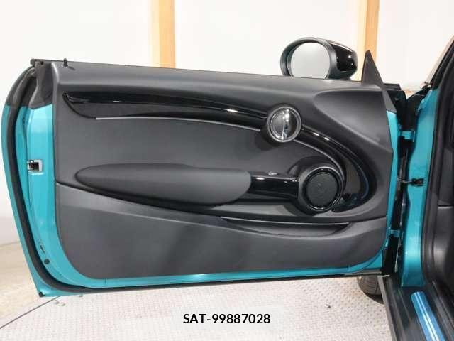 Bmw MINI 2023-07 7877819-11