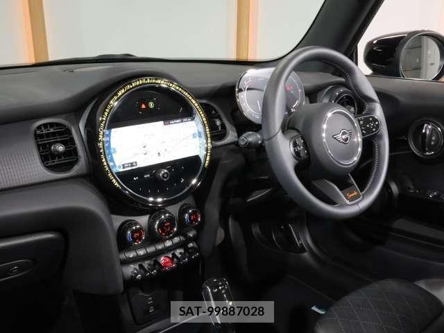 Bmw MINI 2023-07 7877819-15