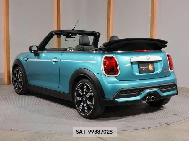 Bmw MINI 2023-07 7877819-1