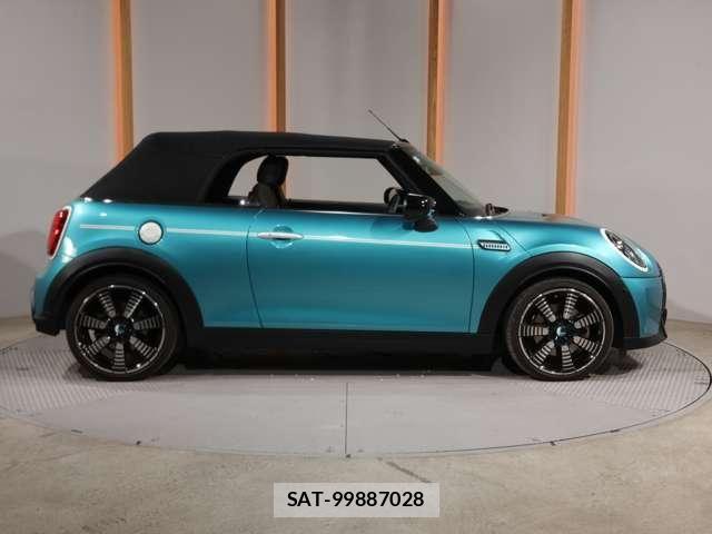 Bmw MINI 2023-07 7877819-22