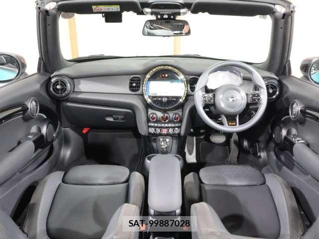 Bmw MINI 2023-07 7877819-2