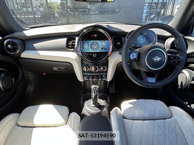 Bmw MINI 2023-06 8074619-5