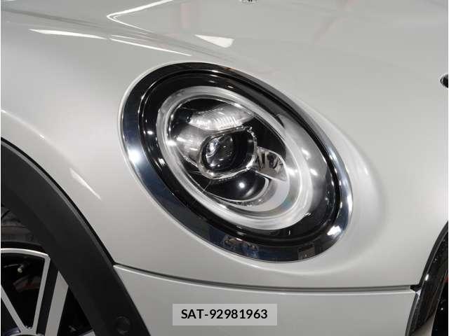 Bmw MINI 2020-04 8883930-21