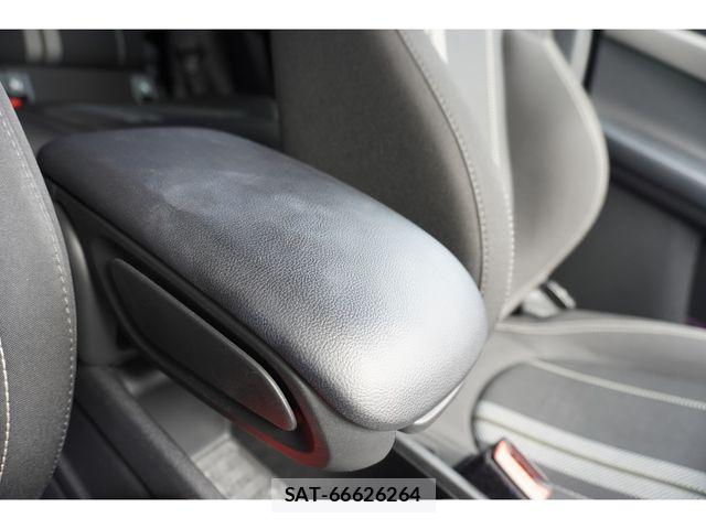 Bmw MINI 2020-04 8849844-13