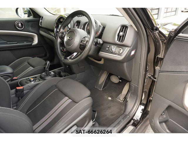 Bmw MINI 2020-04 8849844-16