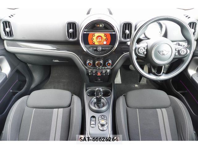 Bmw MINI 2020-04 8849844-21