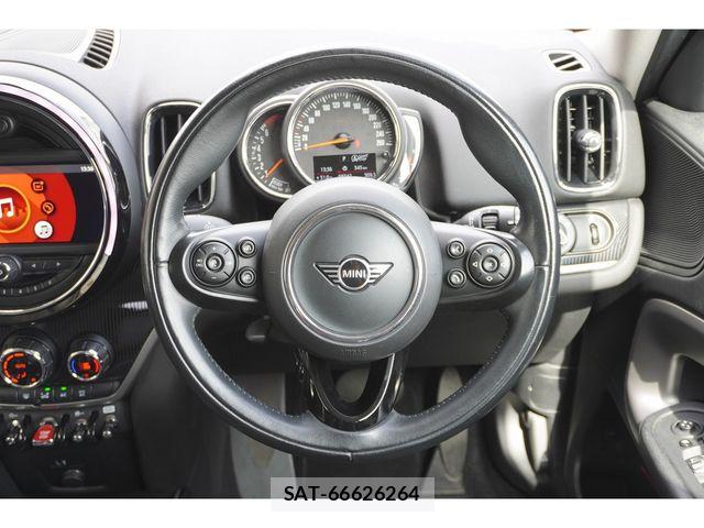 Bmw MINI 2020-04 8849844-22