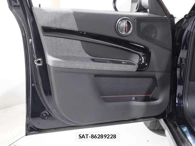 Bmw MINI 2022-12 8208745-11