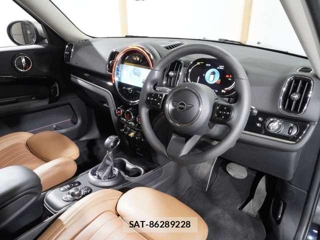 Bmw MINI 2022-12 8208745-13