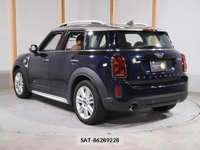 Bmw MINI 2022-12 8208745-1